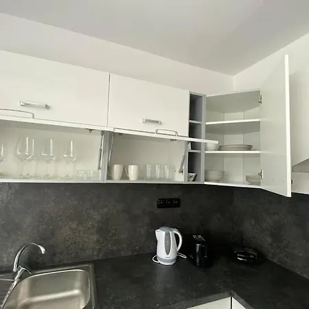 公寓 Apartman Ve Valticich *